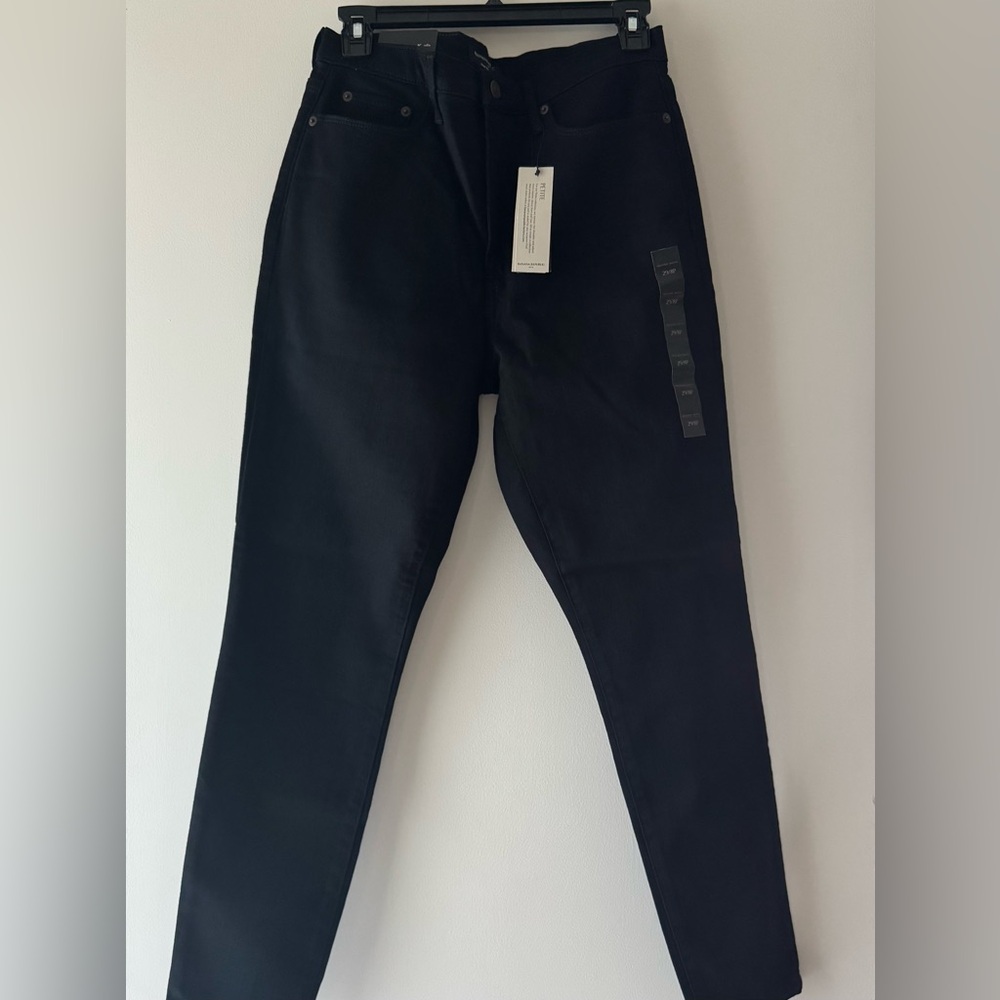 NWT Banana Republic Petite High-Rise Fade Resist Black Skinny Jean